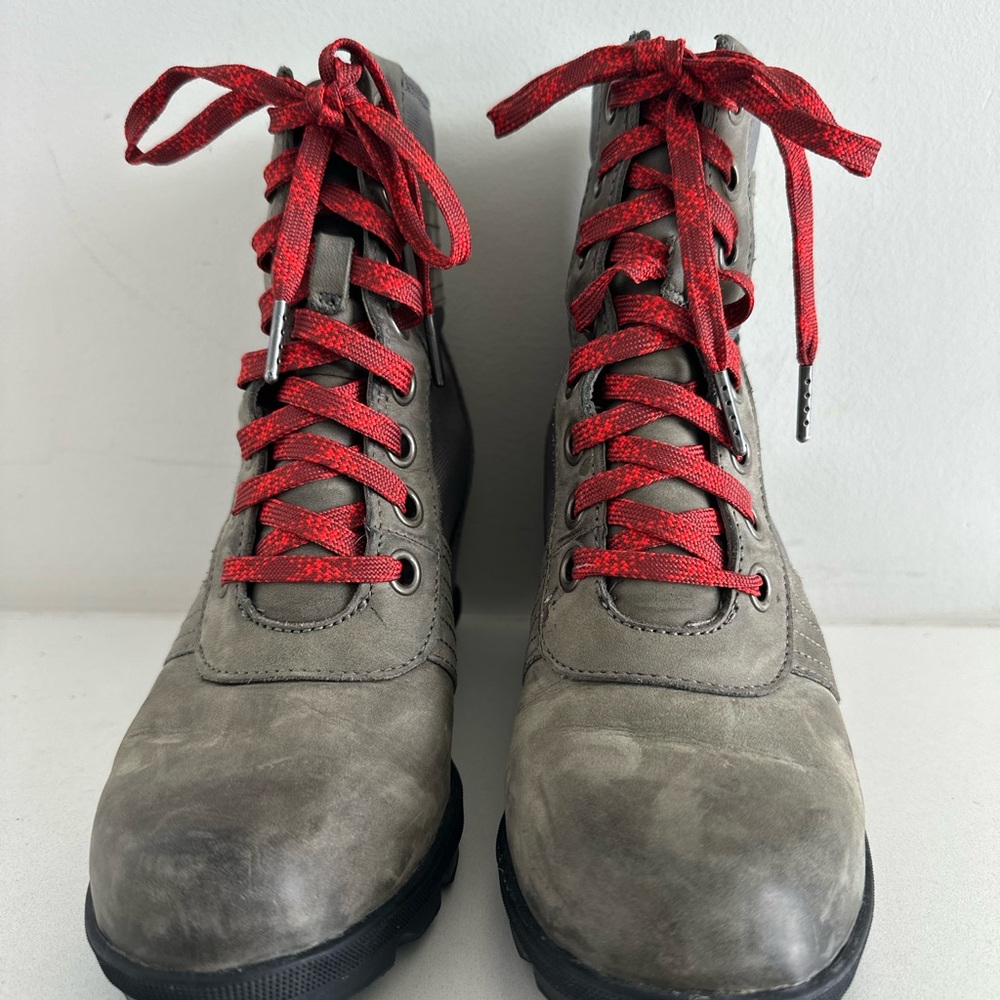 Sorel Lexie Boots Women's Size 8  Wedge Ankle Lace Up Boots Gray - Picture 3 of 8